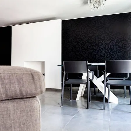 Apartment Cortile Vittorio Charme Catania